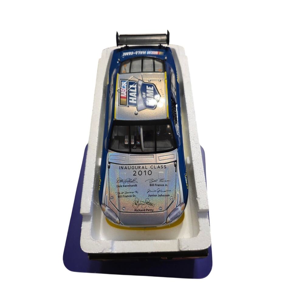 NASCAR Hall of Fame Inaugural Class 2010 Action Platinum 1:24 Diecast